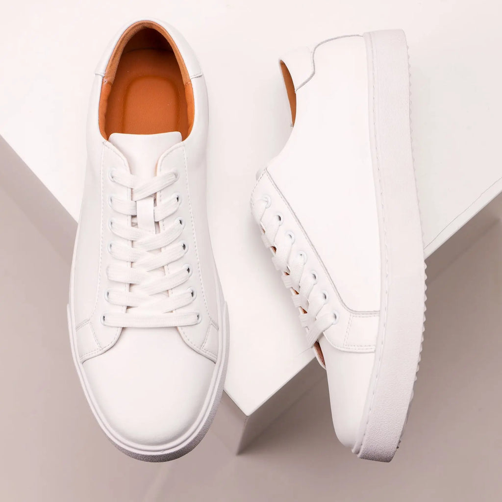 LEATHER LACE-UP SNEAKER - Dhago