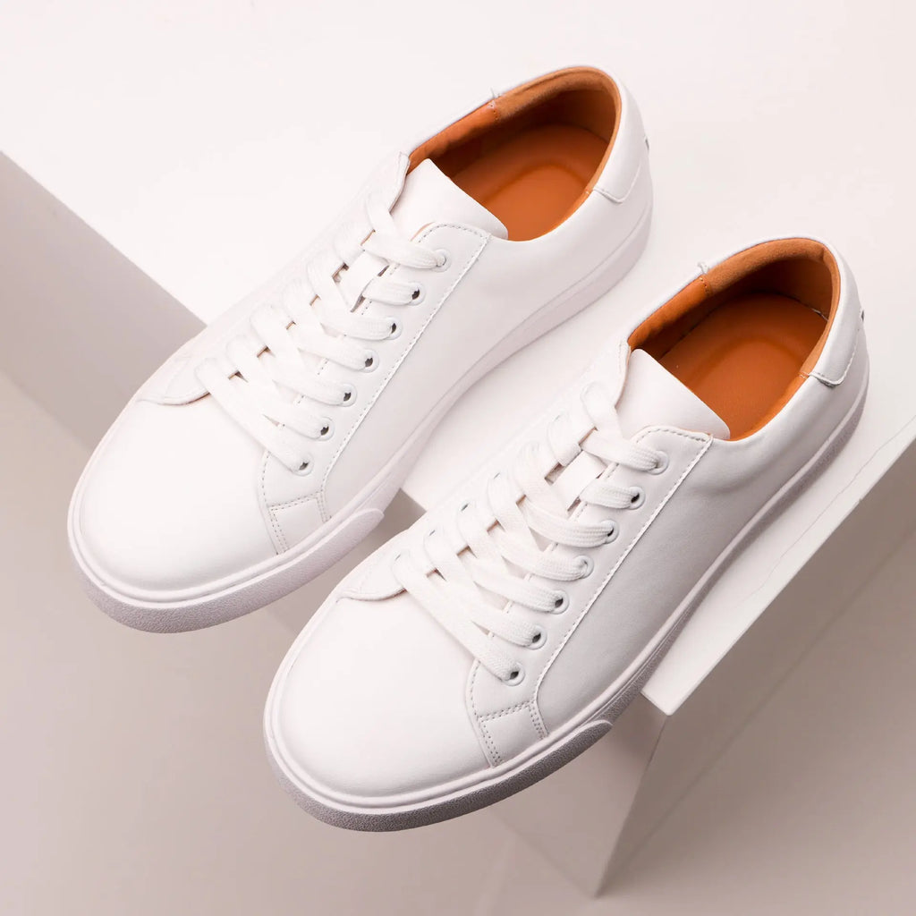 LEATHER LACE-UP SNEAKER - Dhago